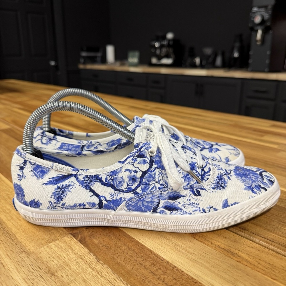 Keds Champion sneakers  Women's Size 9 With Blue and White Tree Toile pattern